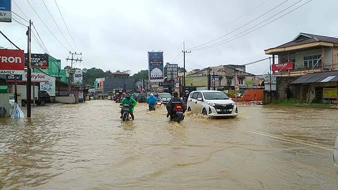 Genangan Air Lumpuhkan Samarinda, DPRD Samarinda Soroti Penanganan Banjir
