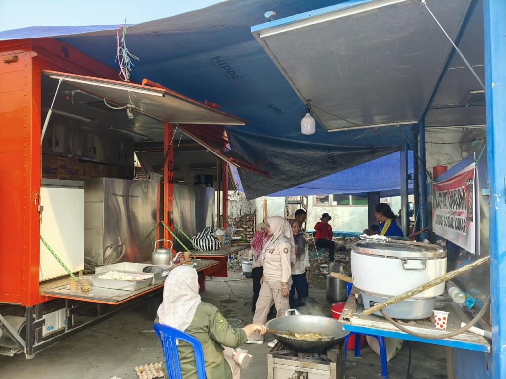 Dapur Umum Pemkab Kukar Layani Korban Kebakaran hingga 8 Oktober